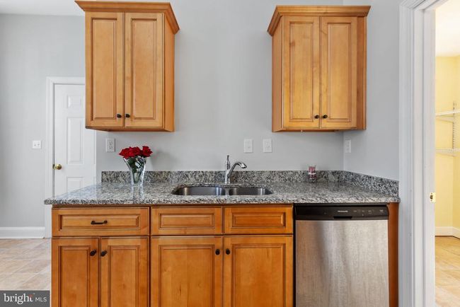 113 W Main St, House other with 5 bedrooms, 4 bathrooms and null parking in Wakefield VA | Image 14