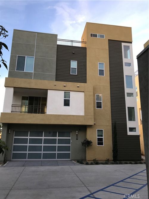 789 Leeward Way, Costa Mesa, CA, 92627-4382 | Card Image