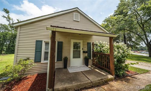 185 Kitchell Ave, Saint Clair, MO, 63077-1107 | Card Image