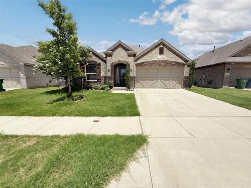 6111 Gloucester Dr, Aubrey, TX, 76227-1853 | Card Image
