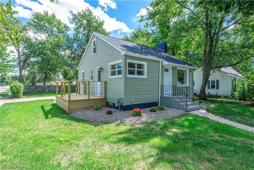 399 Olive St, Elyria, OH, 44035-4019 | Card Image