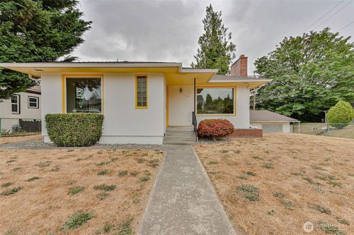 1904 Rainier Ave, Bremerton, WA, 98312-2931 | Card Image