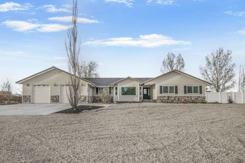 466 Lawndale Dr, Spring Creek, NV, 89815-6160 | Card Image
