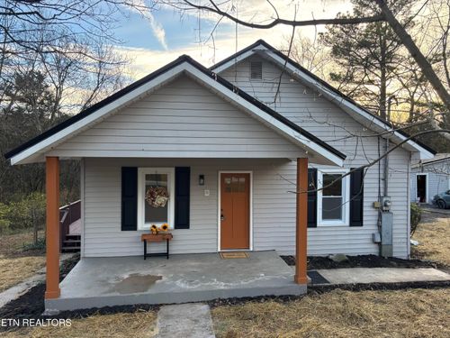 205 Old Dandridge Pike, Strawberry Plains, TN, 37871-3619 | Card Image