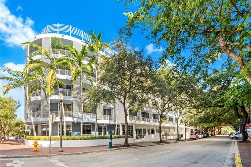 316-3339 Virginia St, Miami, FL, 33133-6035 | Card Image