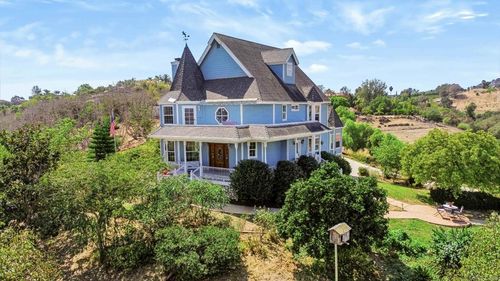 5398 Camino Jasmine, Bonsall, CA, 92003-4912 | Card Image