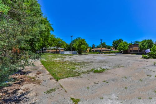 6000 Lincoln Ave, Morton Grove, IL, 60053-2981 | Card Image