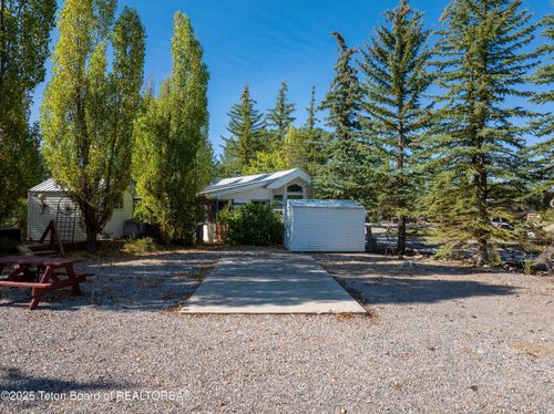 217 Oxbow Dr, Thayne, WY, 83127 | Card Image