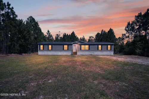 8311 County Road 217, JACKSONVILLE, FL, 32234-2025 | Card Image