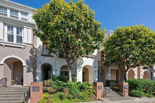 1688 20th Ave, San Francisco, CA, 94122-3466 | Card Image