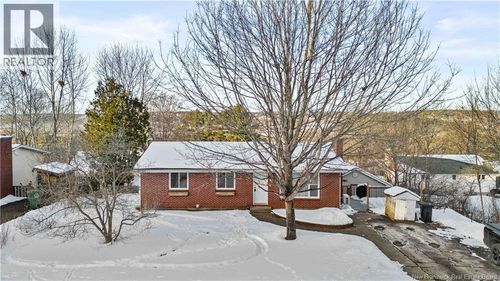 19 Birchcroft Dr, Fredericton, NB, E3C1K7 | Card Image