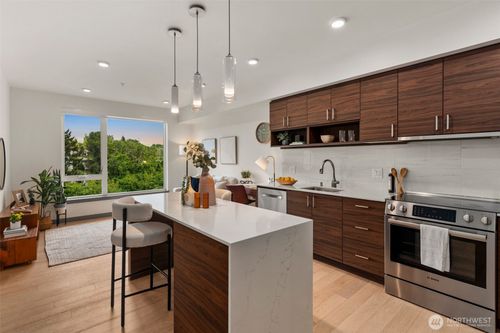 unit-612-11903 Ne 128th St, Kirkland, WA, 98034-7267 | Card Image