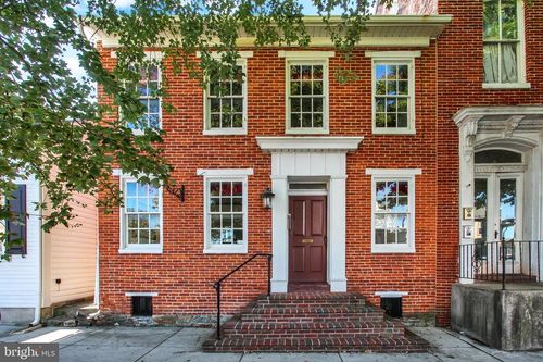 209 Broadway, HANOVER, PA, 17331-2503 | Card Image