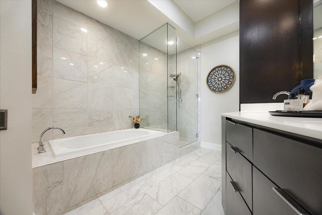 APT-1104 - 717 S Riverside Dr, Condo with 2 bedrooms, 2 bathrooms and null parking in Memphis TN | Image 19