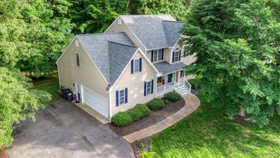 8100 Hillcreek Drive, House other with 5 bedrooms, 3 bathrooms and null parking in Chesterfield VA | Image 1