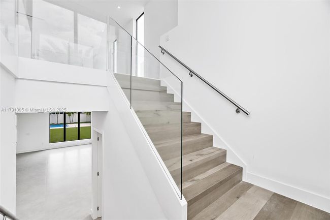 6818 - 6818 Nw 104 Th Ct, House other with 4 bedrooms, 5 bathrooms and null parking in Doral FL | Image 15