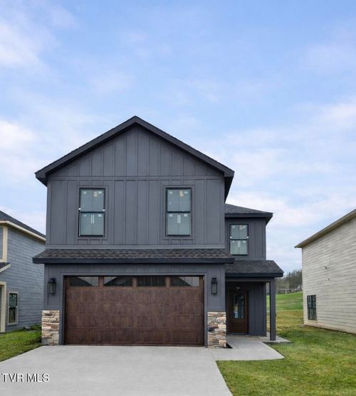 310 Monroe Dr, Bristol, TN, 37620-3109 | Card Image