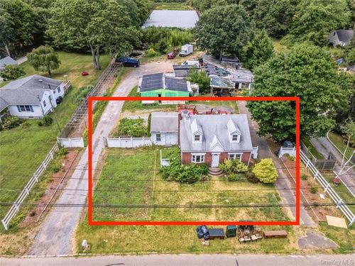 152 Yaphank Ave, Yaphank, NY, 11980-9732 | Card Image