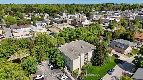 405-245 Queen St W, Fergus, ON, N1M3R6 | Card Image