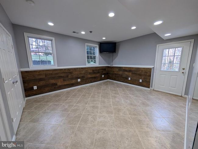 11901 Paradise Ln, House other with 4 bedrooms, 5 bathrooms and null parking in Oak Hill VA | Image 26