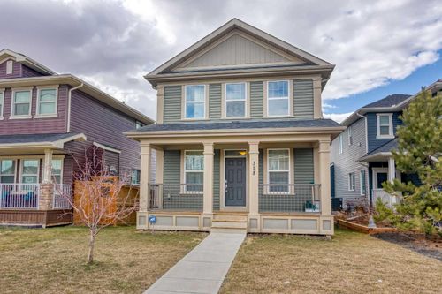 318 Evanston Way Nw, Home with 3 bedrooms, 2 bathrooms and 2 parking in Calgary AB | Card Image