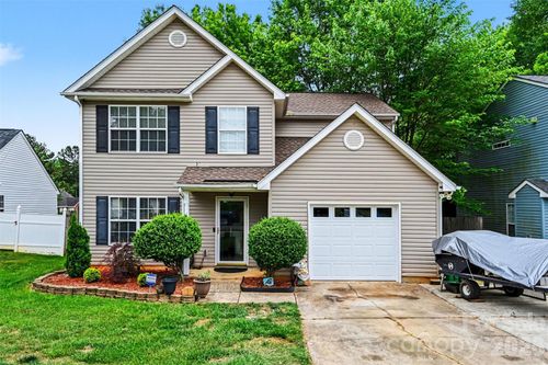 5846 Hewitt Dr, Charlotte, NC, 28269-3031 | Card Image
