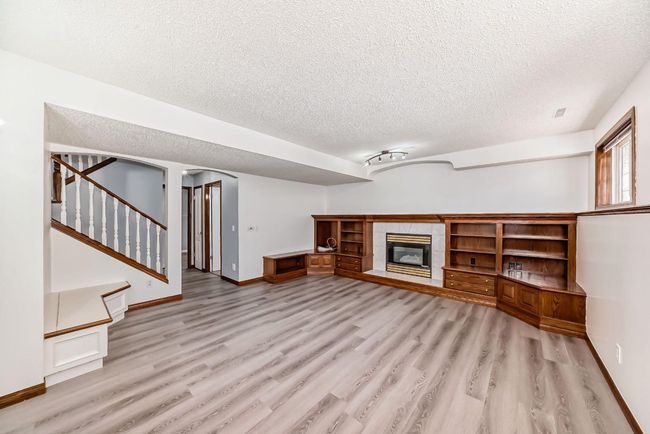 16246 Shawbrooke Rd Sw, House detached with 4 bedrooms, 3 bathrooms and 4 parking in Calgary AB | Image 22