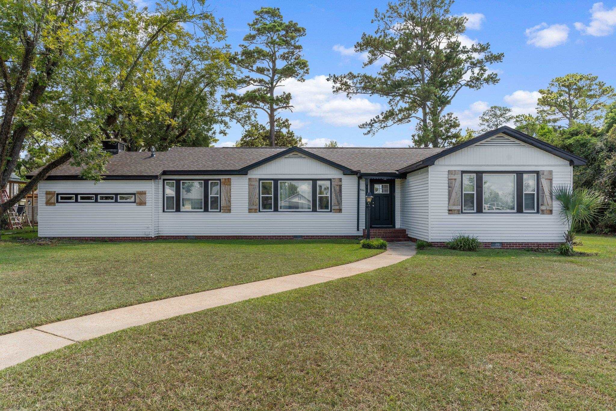 Morgan Ave, Chattahoochee, FL 32324