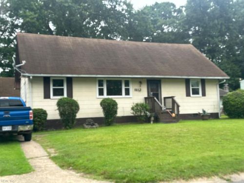 8112 Mona Ave, Norfolk, VA, 23518-2228 | Card Image