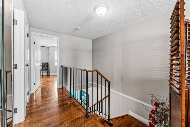 718 Queenston Terrace Se, Home with 2 bedrooms, 1 bathrooms and 2 parking in Calgary AB | Image 15