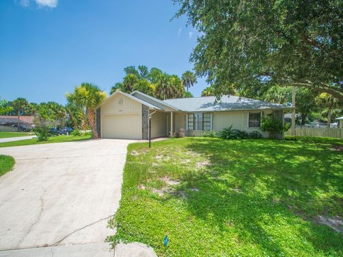 1306 Barber St, SEBASTIAN, FL, 32958-5557 | Card Image