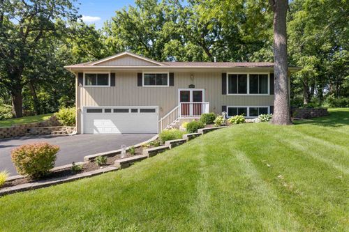 5378 Yellowstone Dr, ROCKFORD, IL, 61109-3870 | Card Image