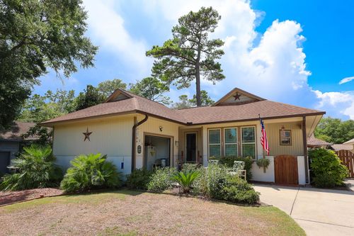 821 Sparrow Hollow Ln, Myrtle Beach, SC, 29572-5765 | Card Image