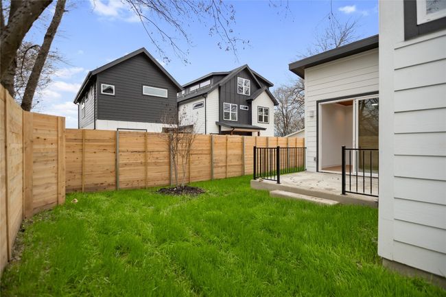2 - 5305 Ledesma Rd, House other with 2 bedrooms, 3 bathrooms and 3 parking in Austin TX | Image 5