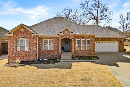 1925 Oakbrook Dr, Sherwood, AR, 72120-4289 | Card Image