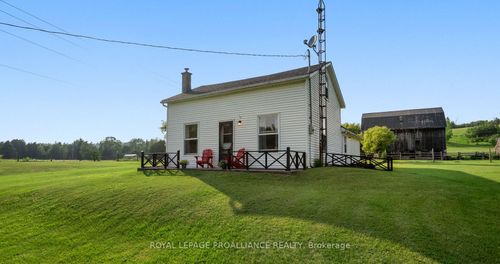 138 North St, Grafton, ON, K0K2G0 | Card Image