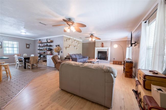 5876 Sw 52 Nd Ter, House other with 4 bedrooms, 2 bathrooms and null parking in LAKE BUTLER FL | Image 5