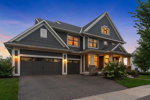 16513 Duluth Trl, Lakeville, MN, 55044-2606 | Card Image