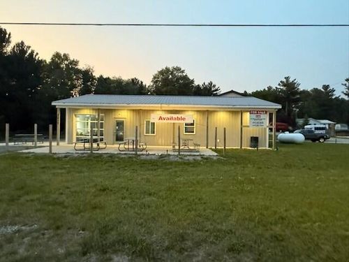 1217 Emerald Dr, Mears, MI, 49436-9696 | Card Image