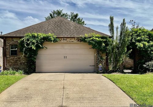 932 Woodhue Dr, Baton Rouge, LA, 70810-4969 | Card Image