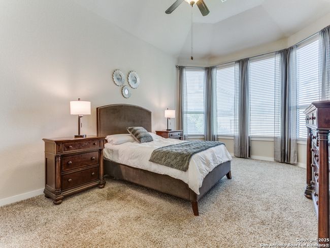 15729 La Subida Trl, House other with 3 bedrooms, 3 bathrooms and null parking in Helotes TX | Image 16