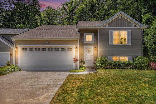 5412 Seawall Ct, South Haven, MI, 49090 | Card Image