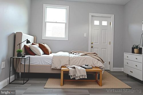 4-1913 S 20th St, PHILADELPHIA, PA, 19145-2800 | Card Image