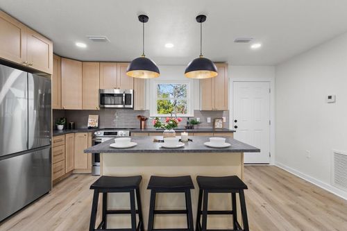 203 5th Ave Ne, STEINHATCHEE, FL, 32359 | Card Image