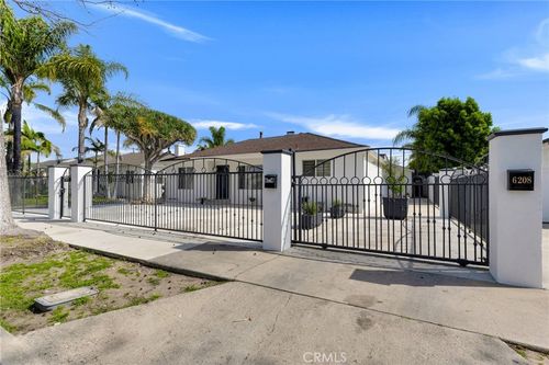 6204 Beeman Avenue, Valley Glen, CA, 91606 | Card Image