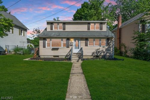 68 Woodside Ave, Newton, NJ, 07860-2414 | Card Image