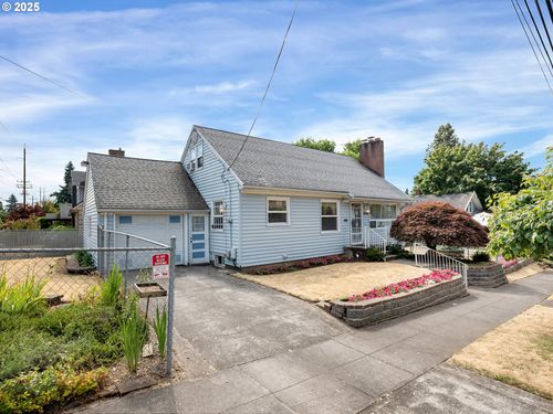 4830 N Concord Ave, Portland, OR, 97217 | Card Image