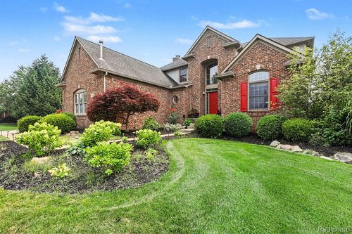 3544 S Creek Dr, Oakland Twp, MI, 48306-1475 | Card Image