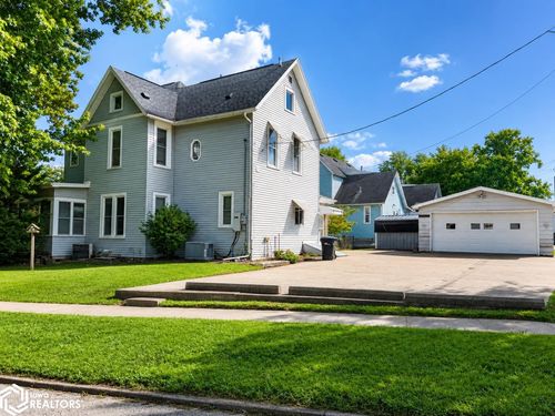 605 S Leebrick St, Burlington, IA, 52601-4043 | Card Image