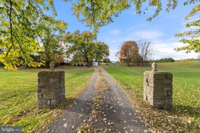 210 Clark Road, House other with 4 bedrooms, 2 bathrooms and null parking in STEPHENS CITY VA | Image 3